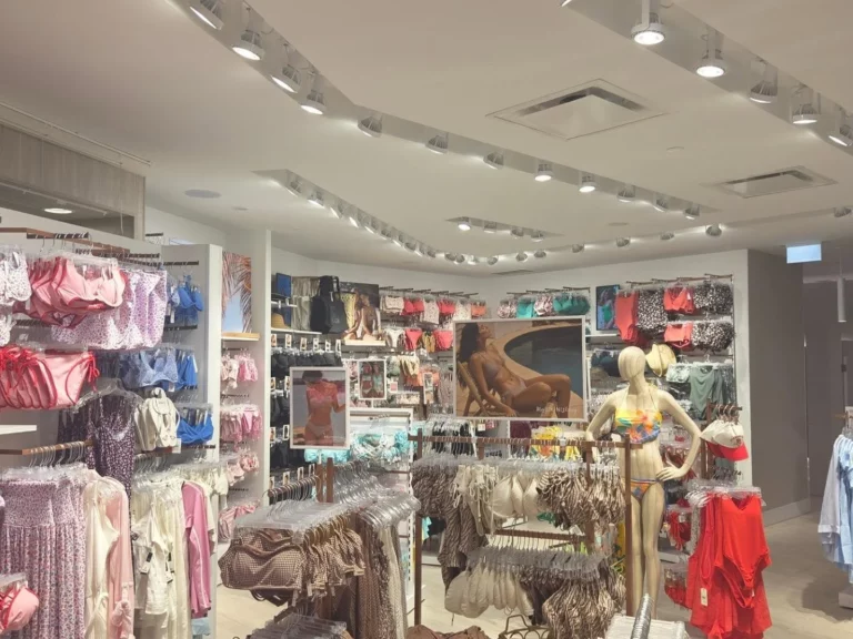 Bikini Village store at Place Montréal Trust with new track lighting